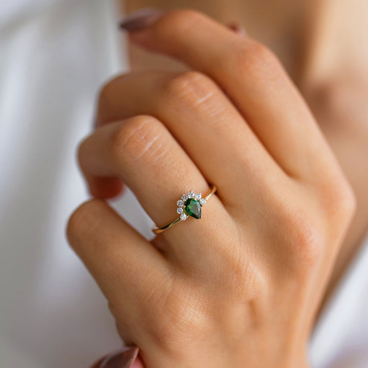 Green Pear Cut Moissanite Cluster Diamond Ring for Women