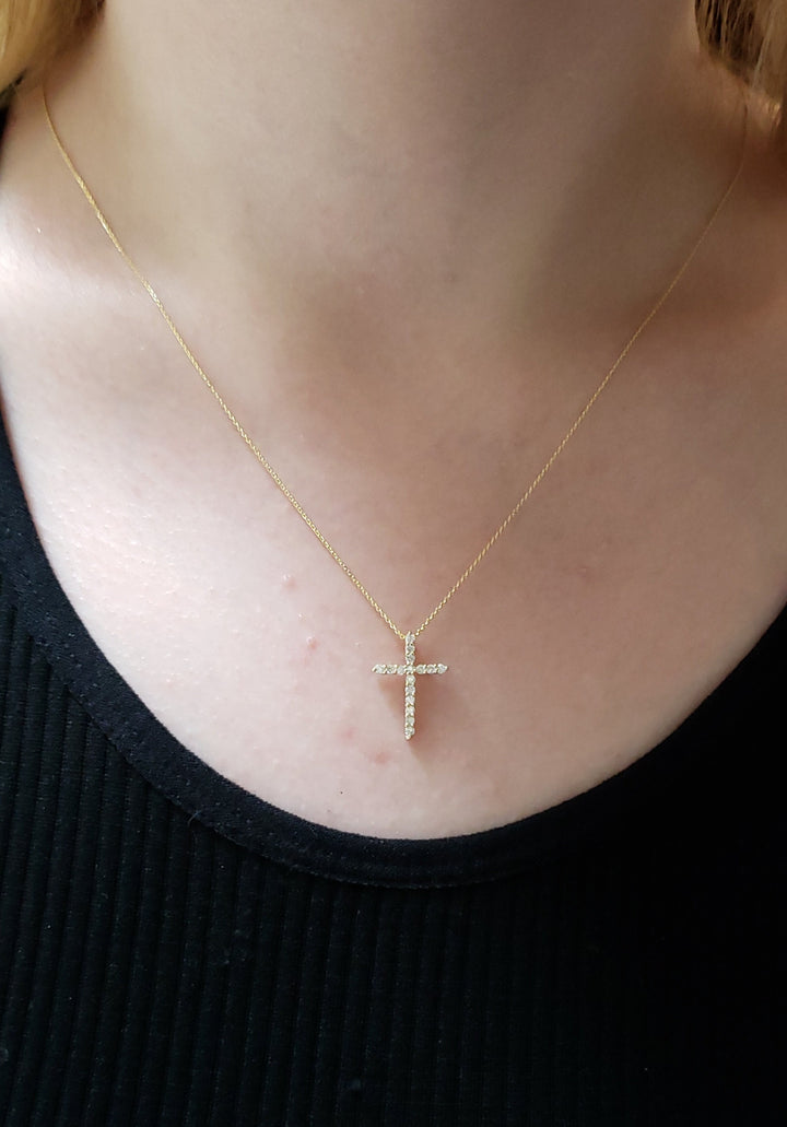 4TCW Cross Moissanite Diamond Necklace for Women