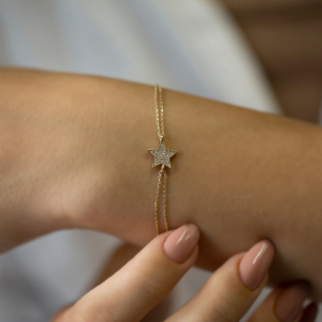 14K Gold Round Cut Diamond Star Bracelet for Women