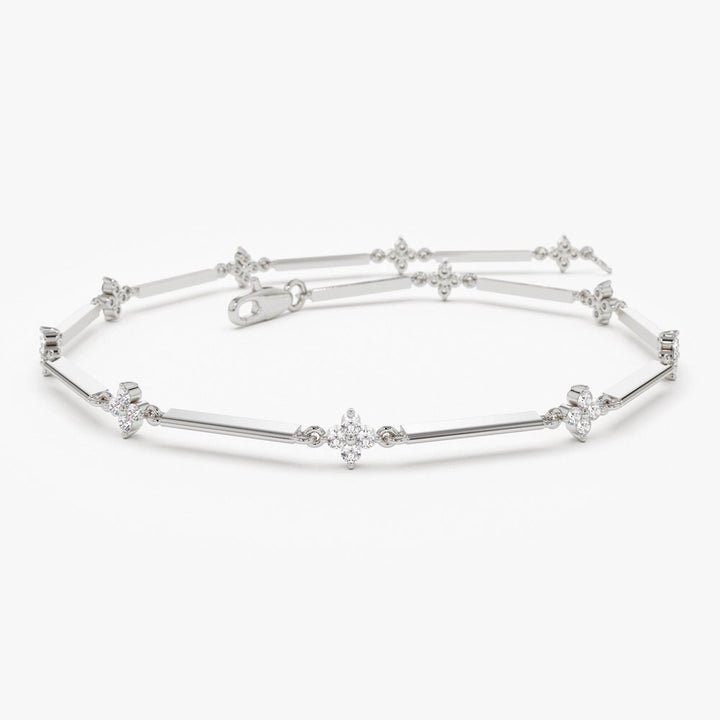 Round Cut Clover Diamond Layering Bracelet for Gift