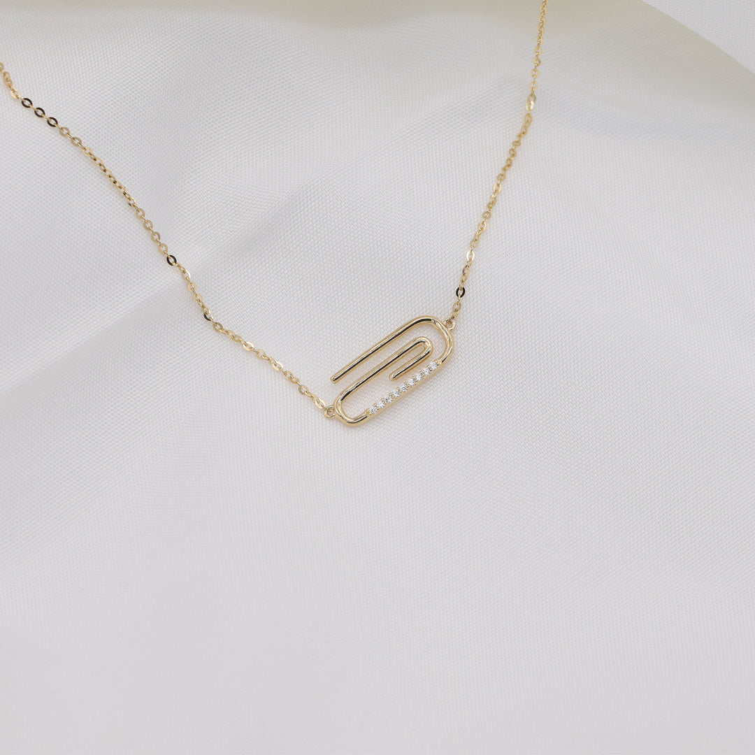 Round Cut Diamond Solid Gold Paper Clip Necklace for Women