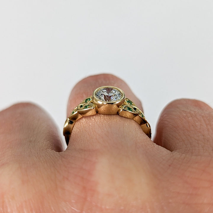 1.0ct-2.0ct Round Cut Diamond Vintage Trinity Knot Engagement Ring