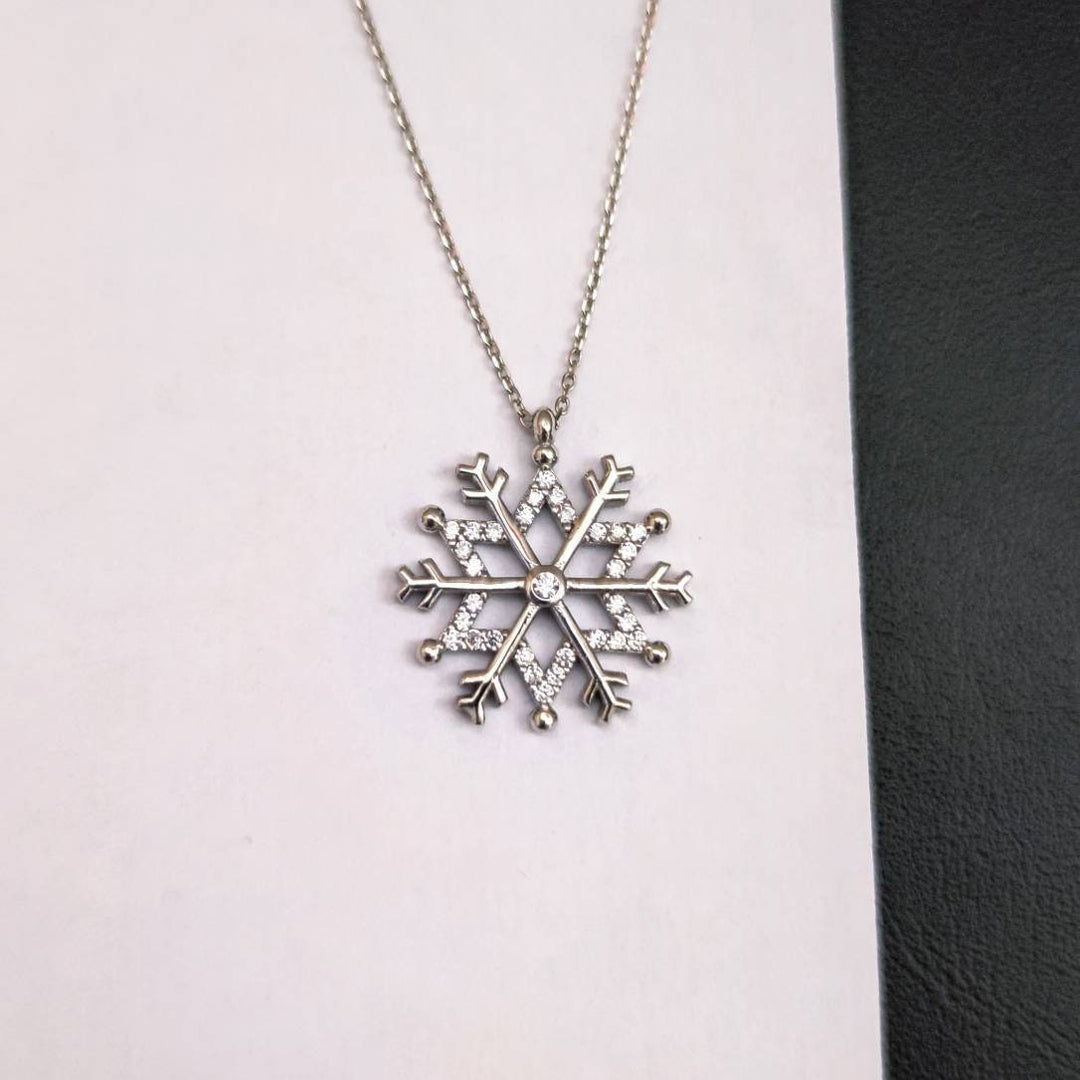 Snowflake Diamond Necklace Gift For Christmas Gift