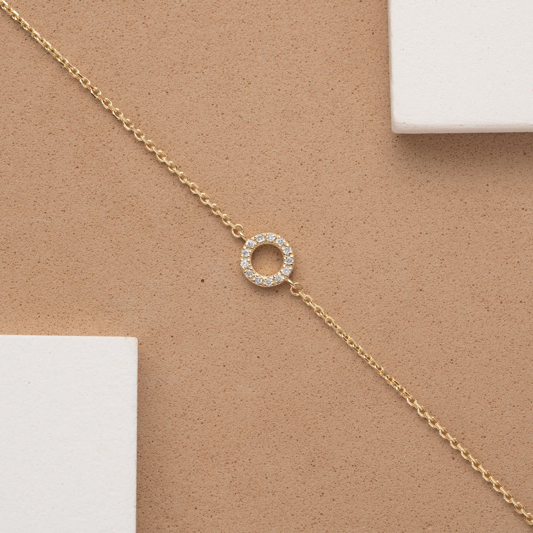 Dainty Circle Diamond Bracelet for Her in Solid Gold