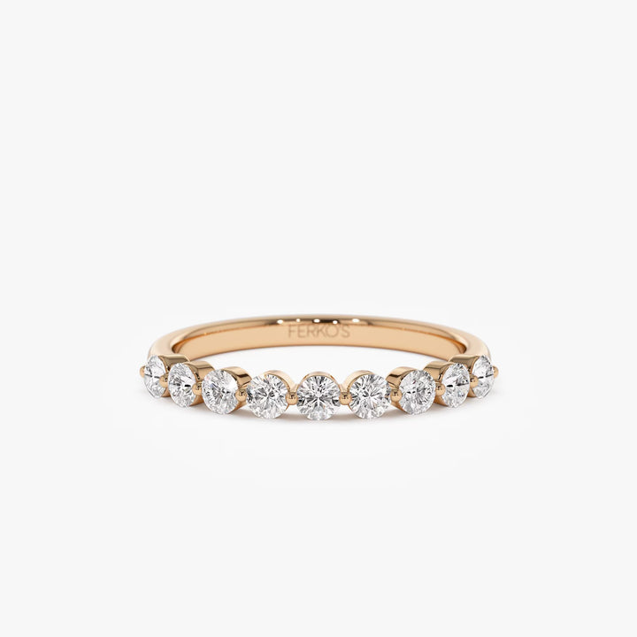 Round Moissanite Diamond Shared Prong Wedding Band in Gold