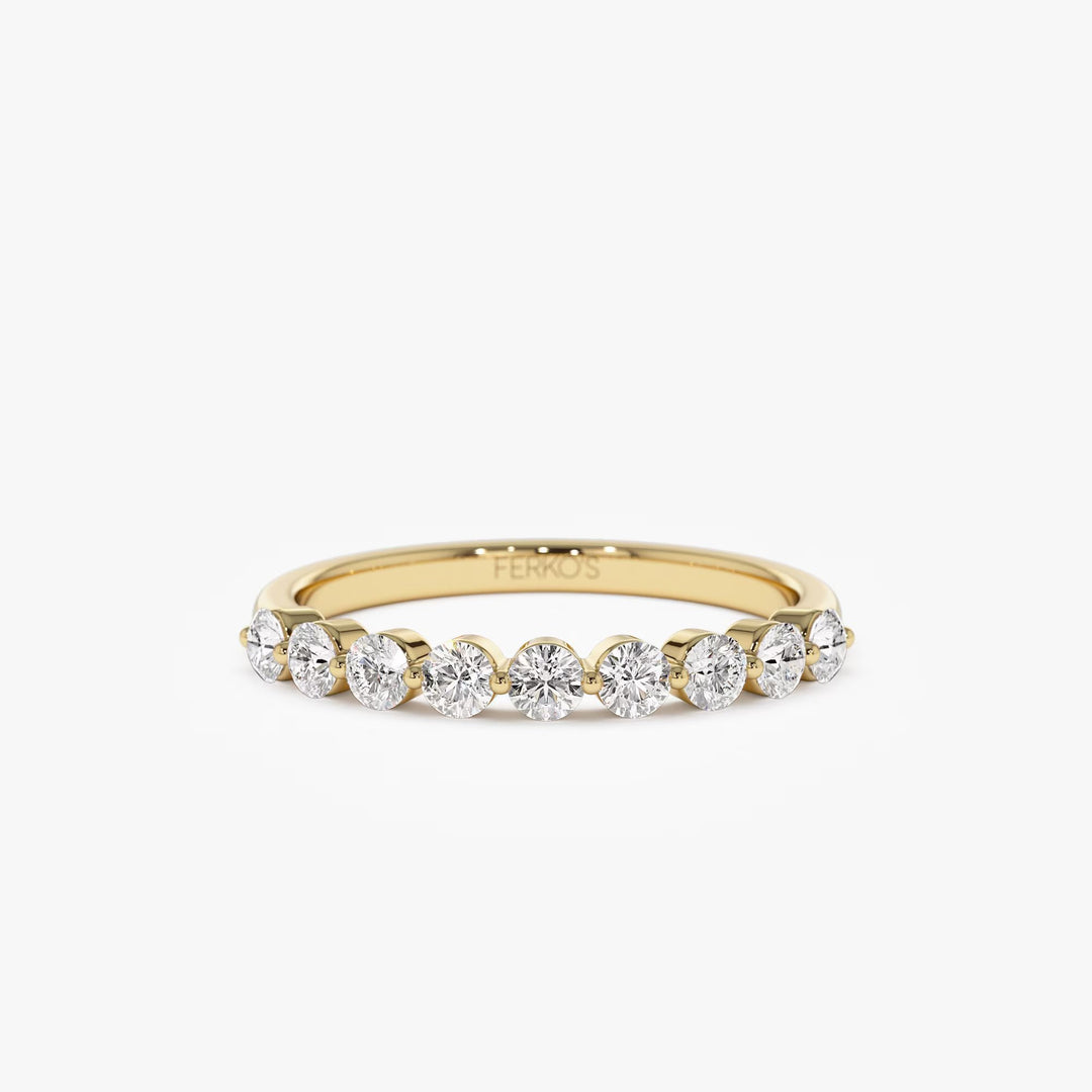 Round Moissanite Diamond Shared Prong Wedding Band in Gold