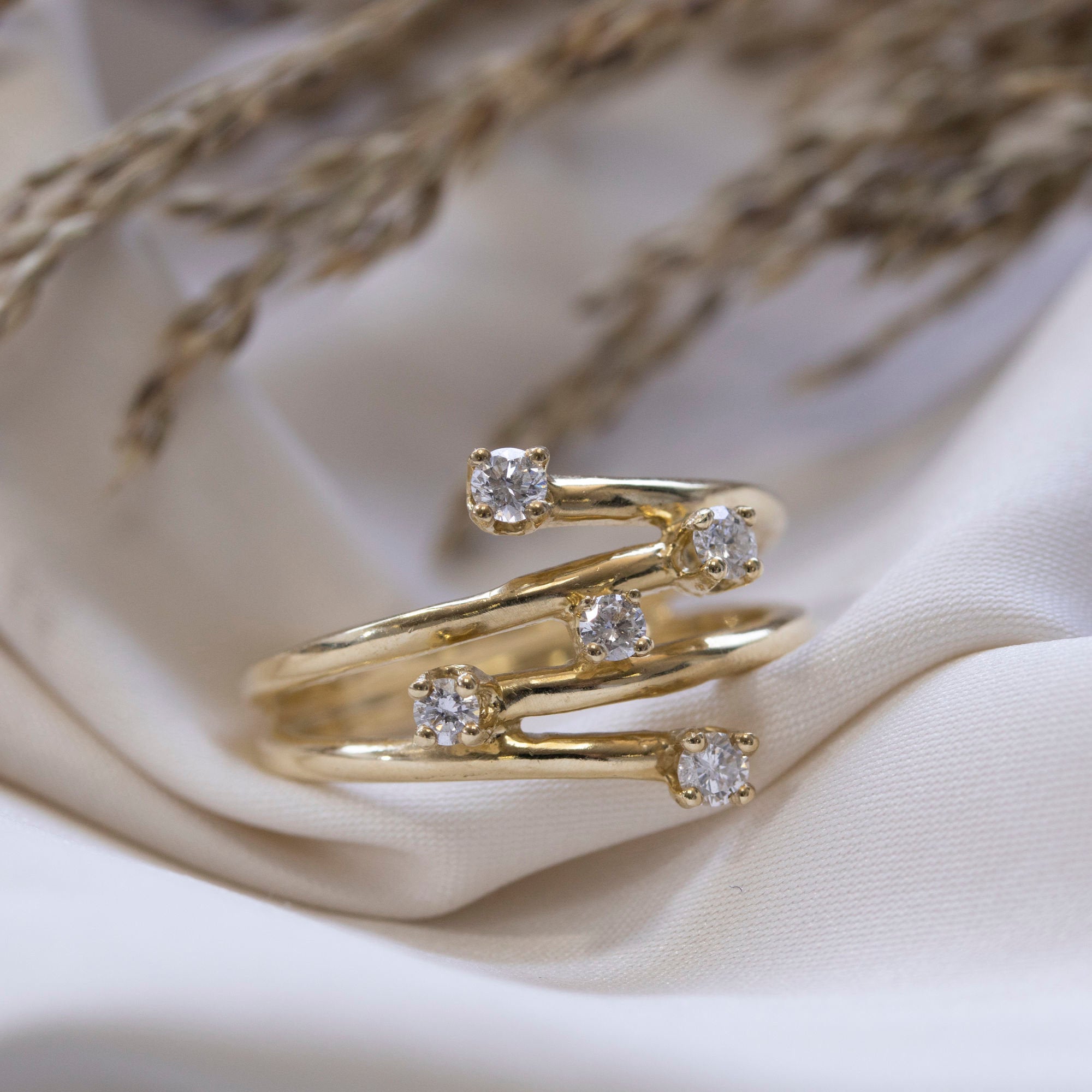 Round Cut Diamond Unique Wedding Ring for Christmas Gift – DAVID