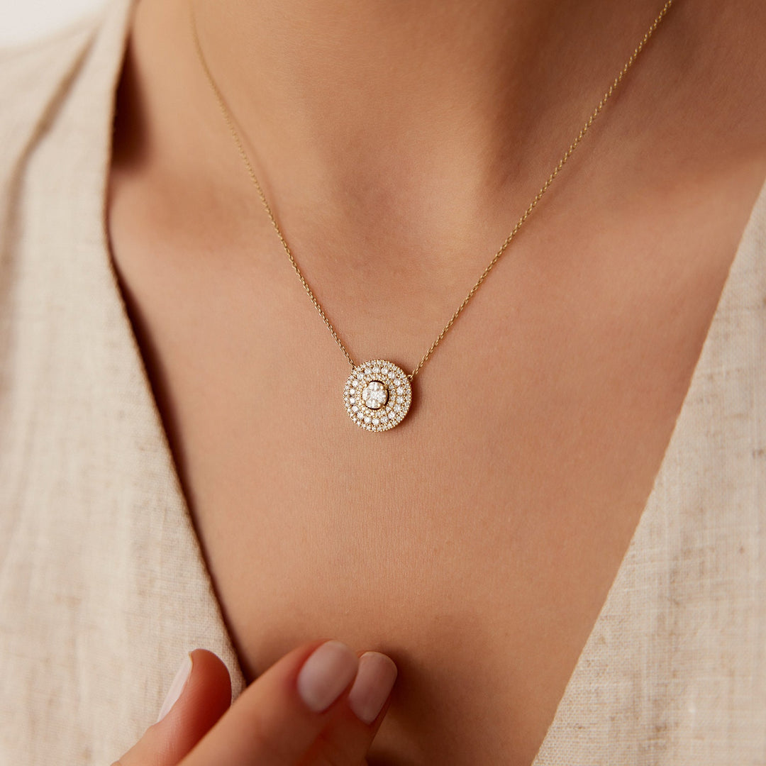 Round Cut Diamond Circle Pendant Necklace for Women