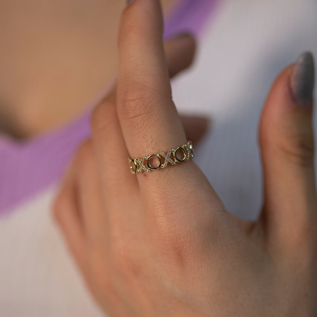 Hugs and Kisses Diamond XO Ring in 14Kt solid Gold for Her