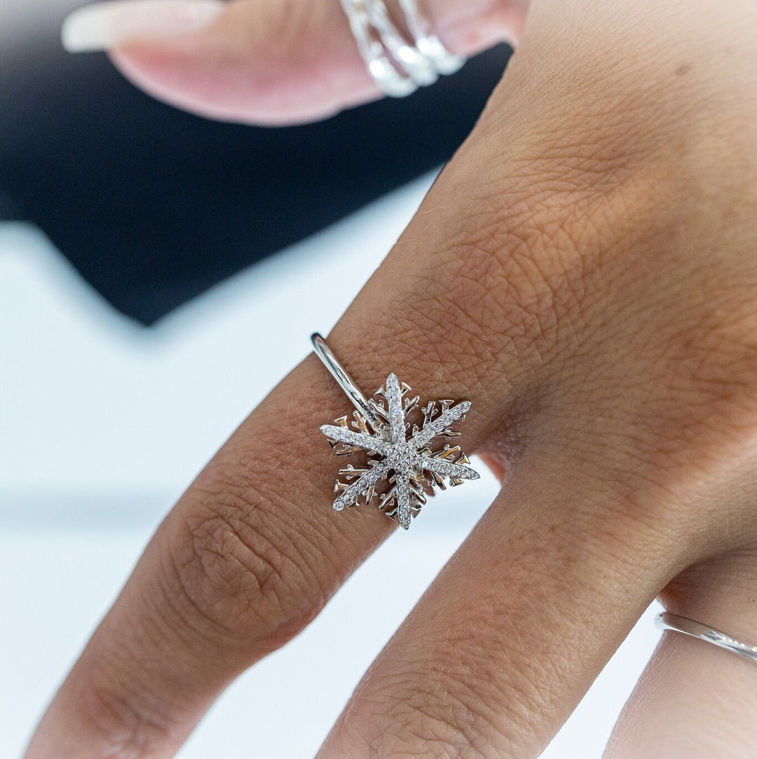 Round Cut Snowflake Diamond Ring for Christmas Jewelry Gift