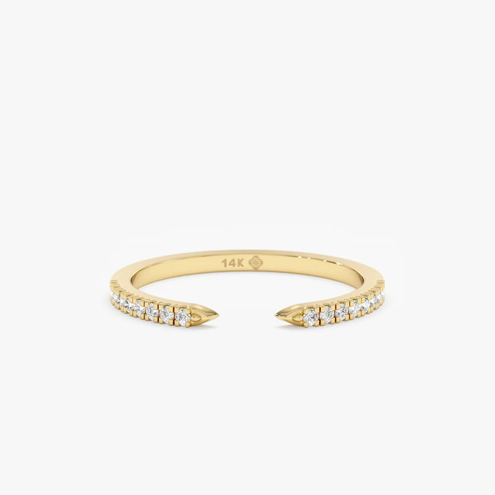 0-18ct-round-open-moissanite-diamond-wedding-band-in-18k-yellow-gold