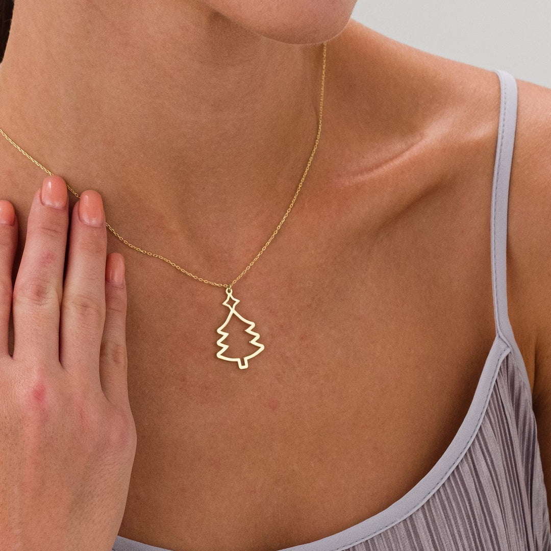 Gold Christmas Necklace 14k Yellow Gold, Enameled Christmas Wreath