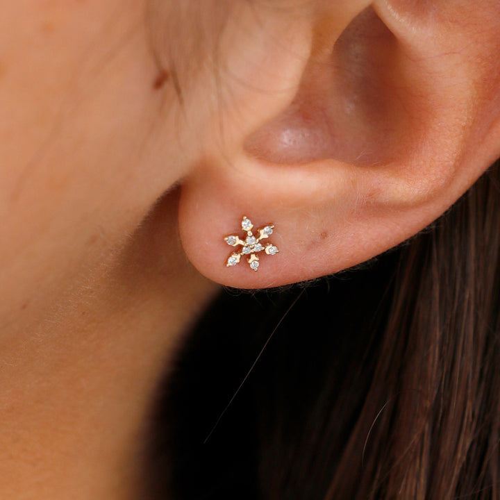 Round Cut Diamond Snowflake Stud Earrings for Birthday Gift