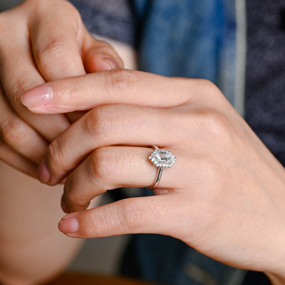 1.50CT-2.50CT Hexagon Cut Moissanite Halo Diamond Engagement Ring