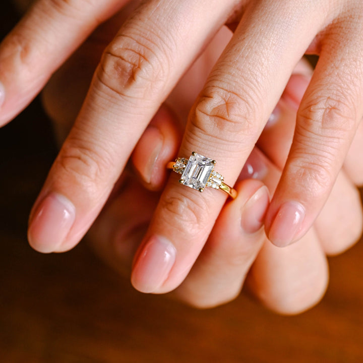 1.50CT-2.50CT Emerald Cut Moissanite Diamond Cluster Engagement Ring