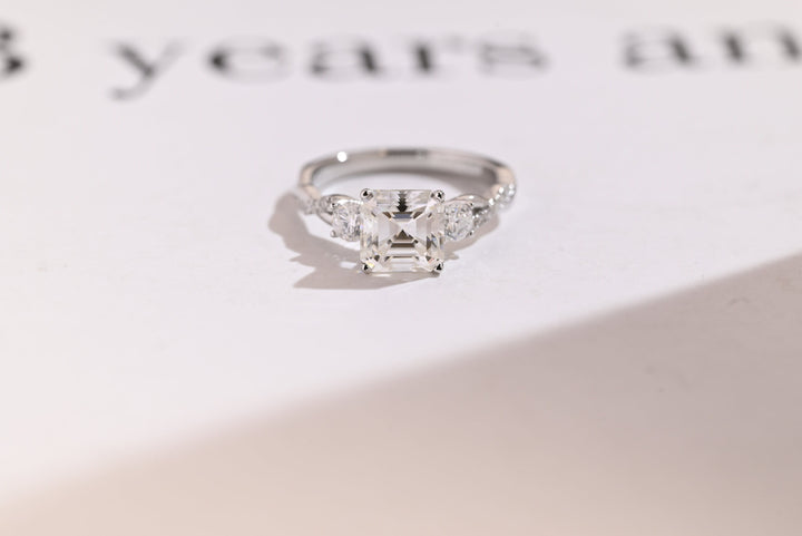 1.0CT-2.0CT Asscher Cut Moissanite Three Stone Diamond Engagement Ring