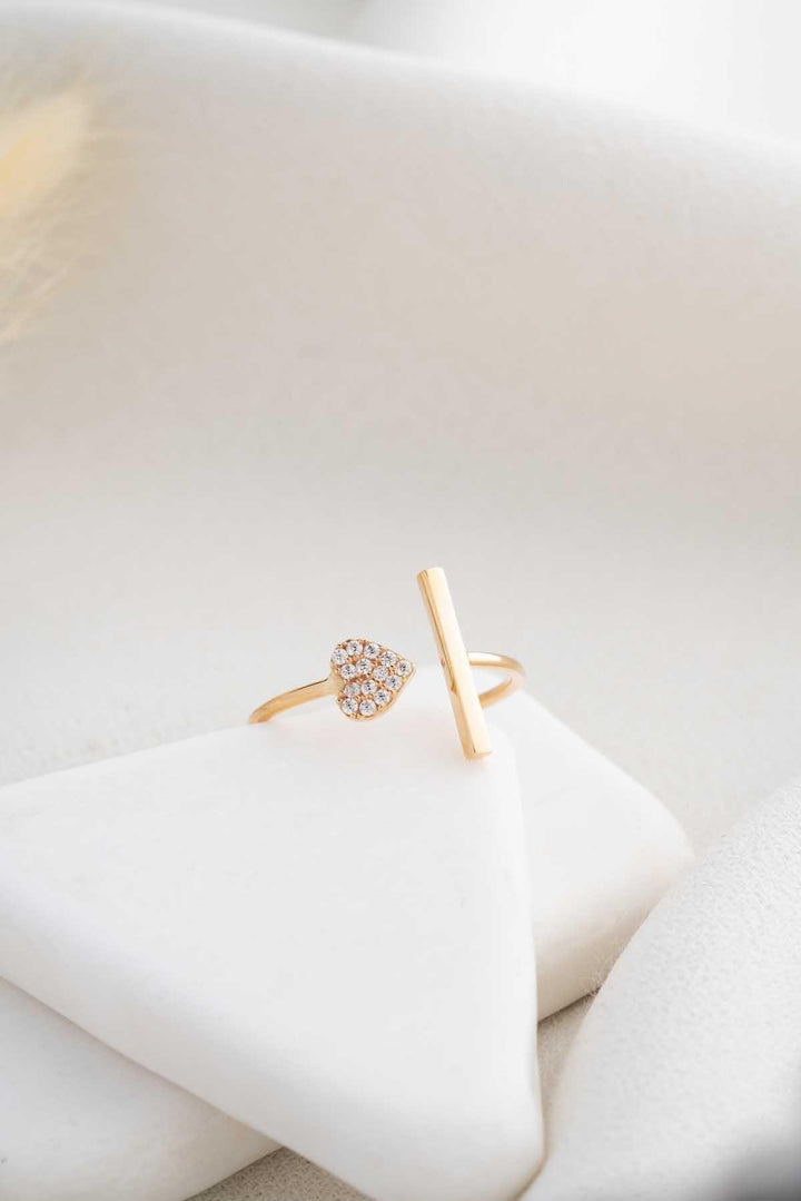 Round Cut Diamond Tiny Heart and Bar Ring for Women