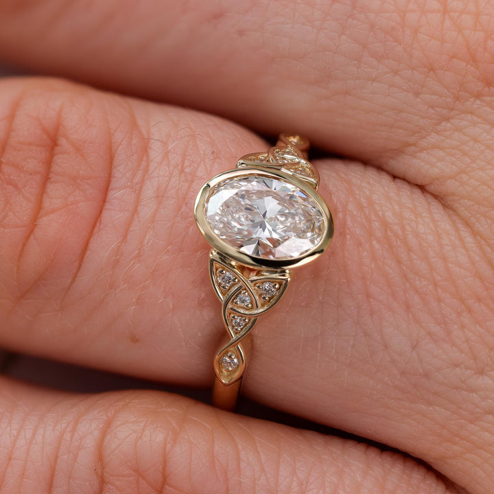 intage Celtic, Modern Bezel, Knot Design Band, Teardrop Oval, Anniversary Gift, Wedding Jewelry, E