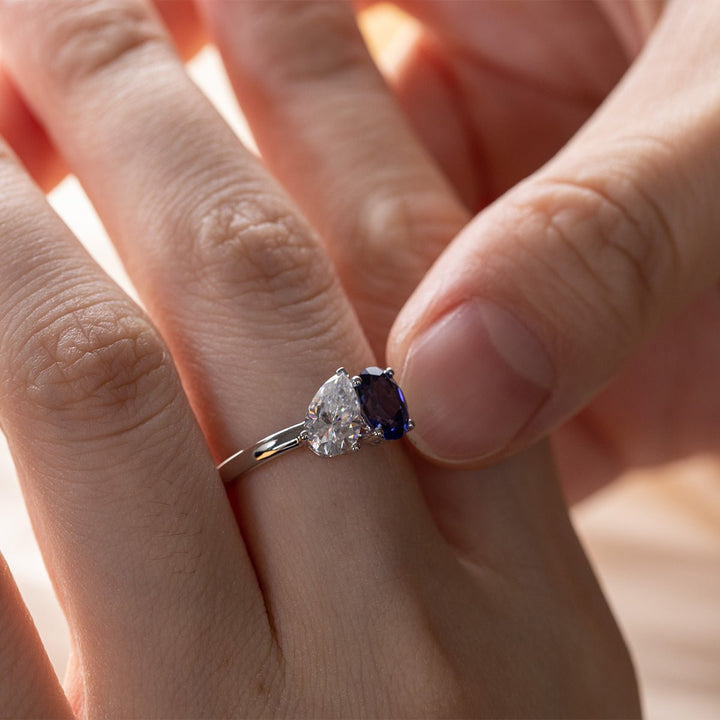 1.0ct-2.0ct Toi et Moi Oval and Pear Moissanite Diamond Engagement Ring