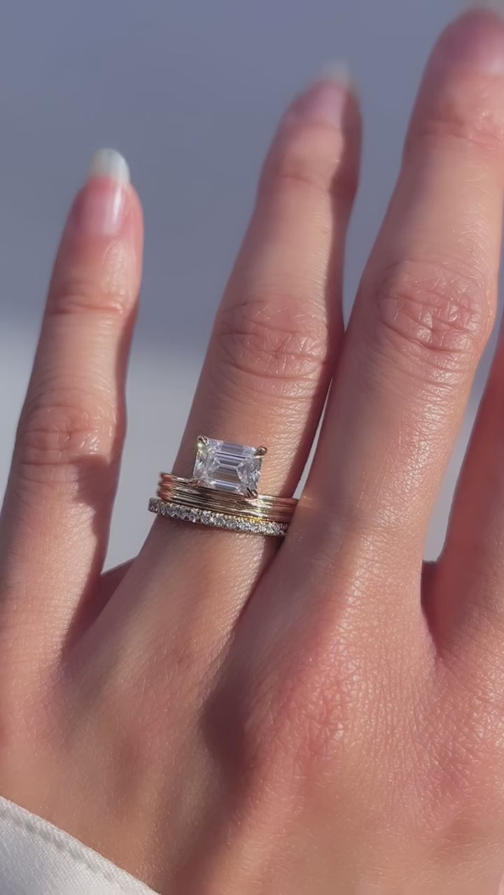 1.0CT-2.0CT Emerald Cut Moissanite Diamond Thick Engagement Ring