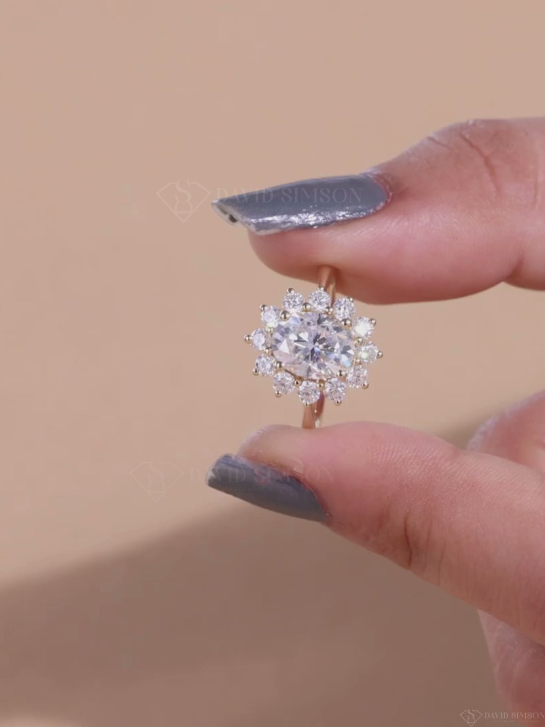 2.0CT-3.0CT Oval Cut Moissanite Floral Halo Diamond Engagement Ring