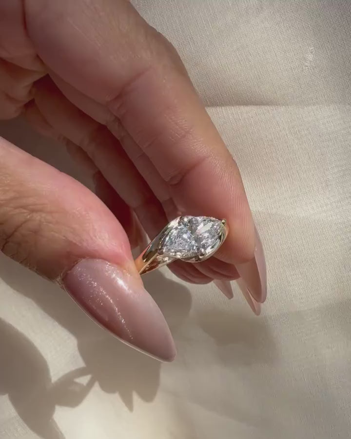 1.0CT-2.0CT Marquise Cut Moissanite Unique Engagement Ring