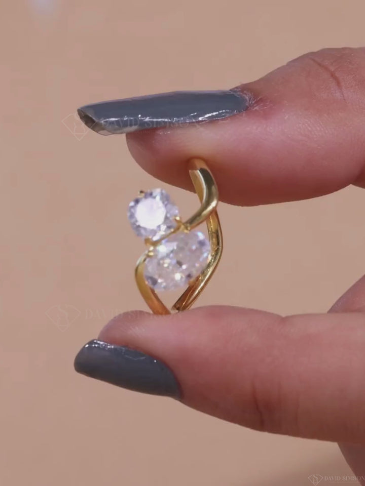 1.50CT Oval & 1.0CT Cushion Cut Moissanite Toi et Moi Diamond Engagement Ring