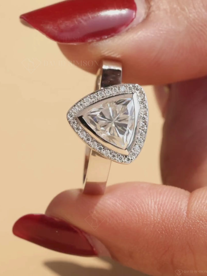1.0CT-2.0CT Trillian Cut Moissanite Diamond Bezel Set Halo Engagement Ring