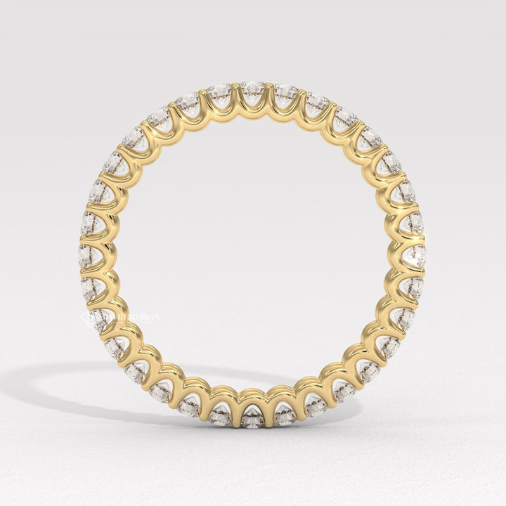 Striking diamond wedding band, Exquisite diamond wedding band, Gorgeous diamond wedding band, Beautiful diamond wedding band, Stunning diamond wedding band, Shimmering diamond wedding