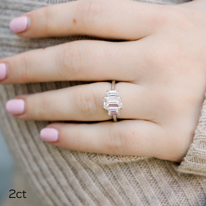2.0CT Emerald Cut Moissanite Diamond Three Stone Engagement Ring