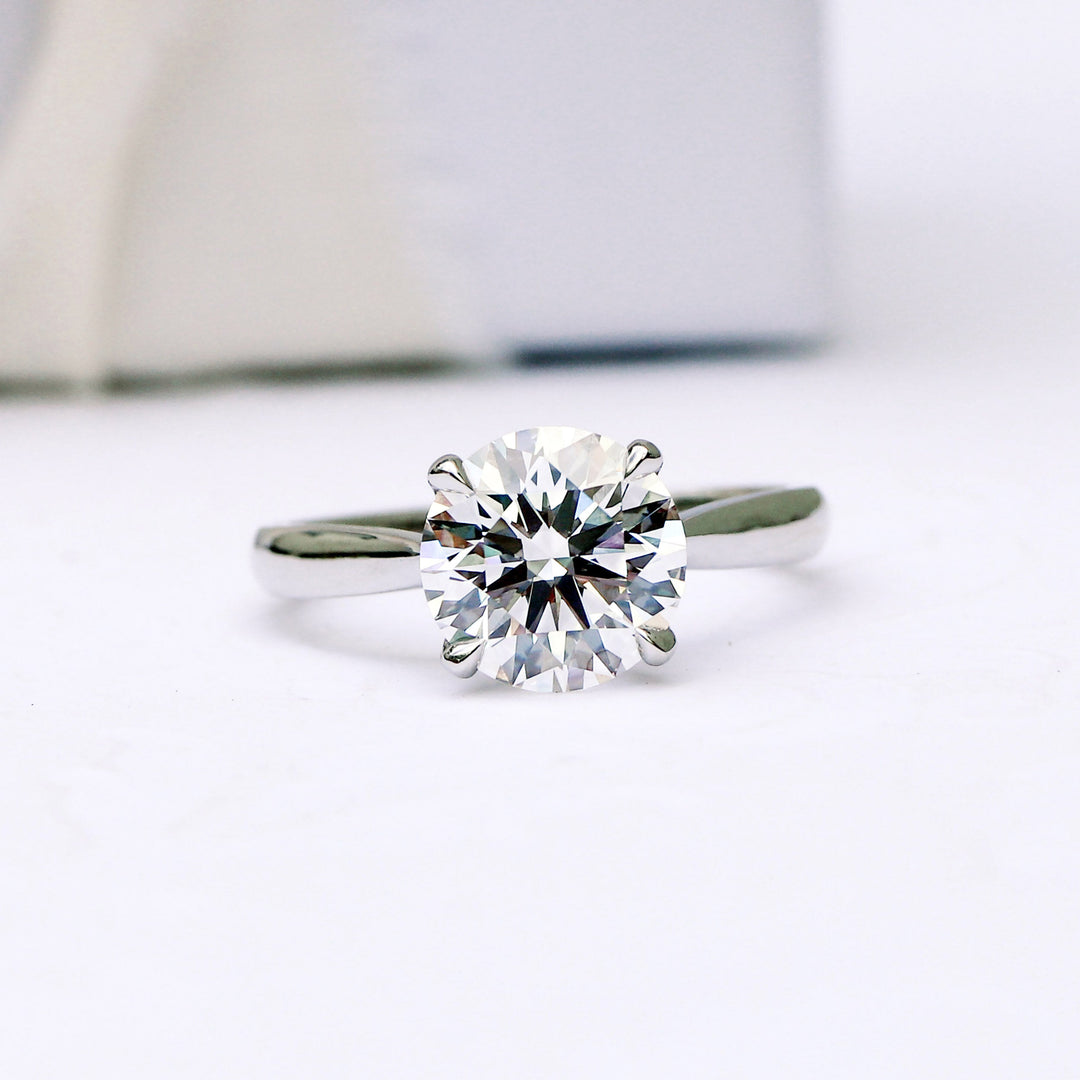 2.0ct Round Cut Moissanite Diamond Cathedral Solitare Engagement Ring