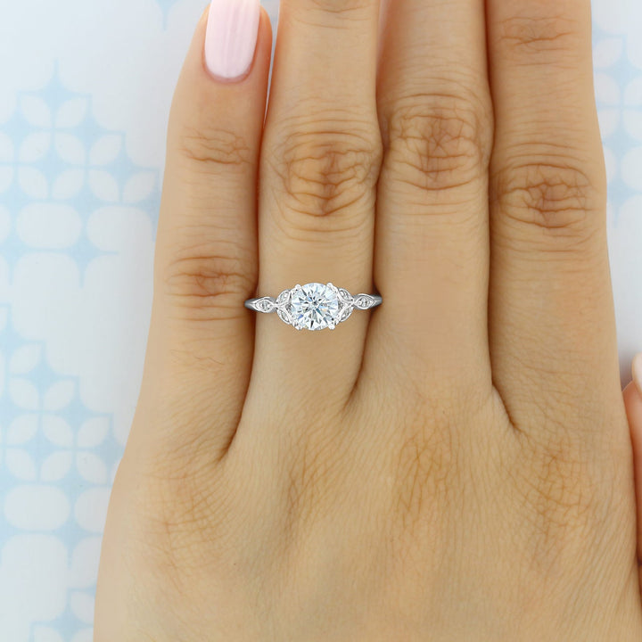 1.0CT Round Cut Vintage Style Moissanite Engagement Ring