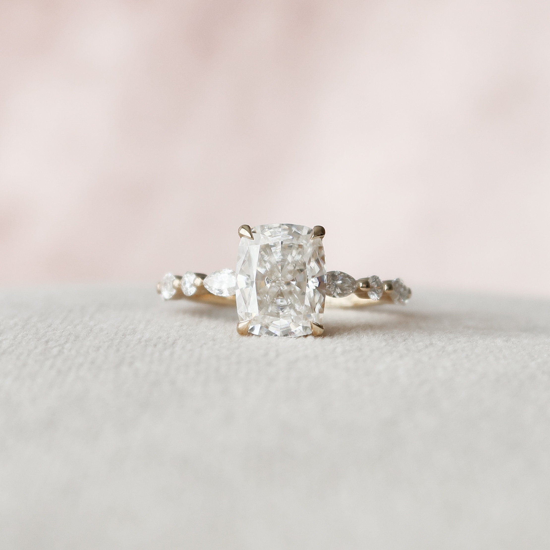 2.50 Ct Radiant Cut Moissanite Halo Engagement Ring – Solid 14k White Gold – Lab-Created – Sizes 4-14