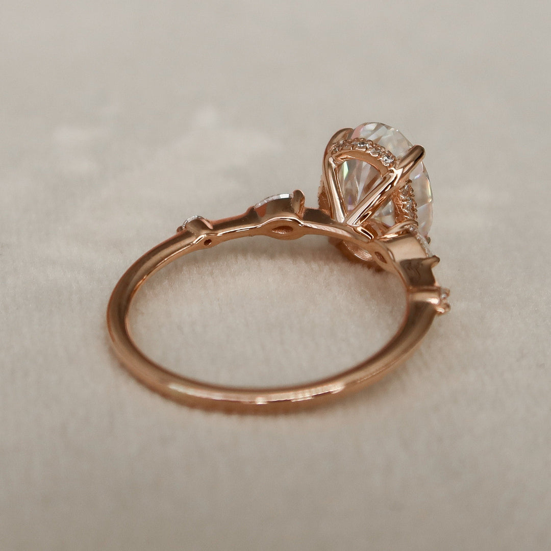 2.0CT Oval Cut Three Stones Moissanite Diamond Engagement Ring